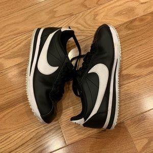 Nike Cortez size 7